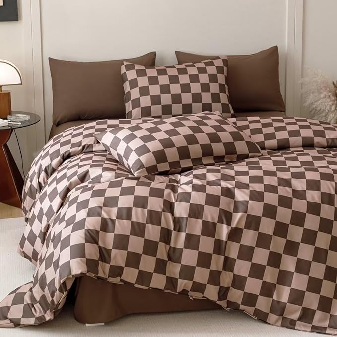 CLOTHKNOW Brown Plaid California King Comforter Set 3Pcs Grid Bedding Comforter Sets Checkered Comforter Soft Geometric Comforter with 2 x Pillow Cases