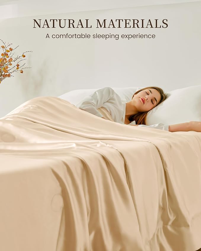 THXSILK Silk Blanket, 100% Mulberry Silk Cooling Throw, Soft and Lightweight Blanket for Bedroom, Sofa, Travel, All-Season (Champagne, Queen)