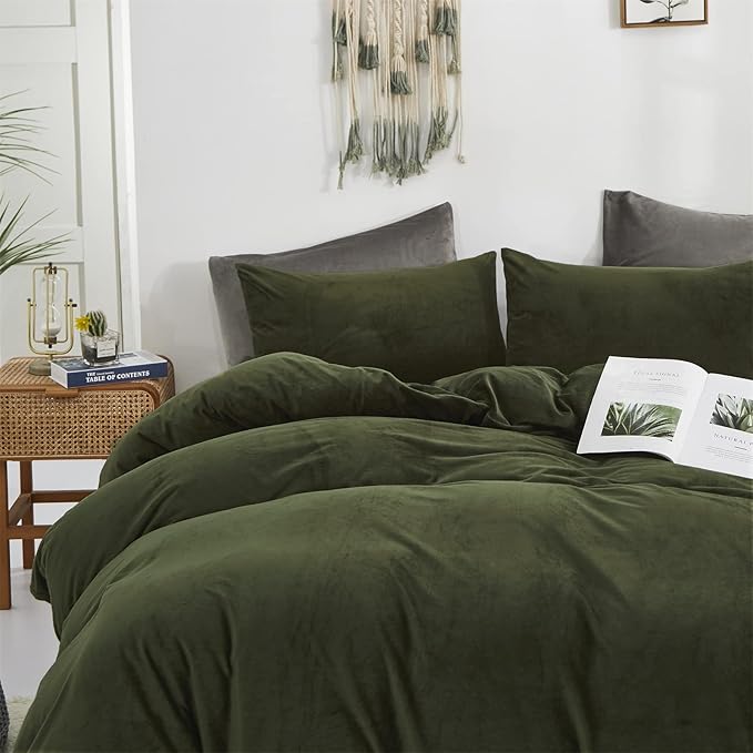 Luxlovery Army Green Velvet Comforter Set Full Dark Green Flannel Bedding Comforter Set Blackish Green Minimalist Bedding Set Heavyweight Soft Blanket Quilts Modern Winter Warm Comforter Set