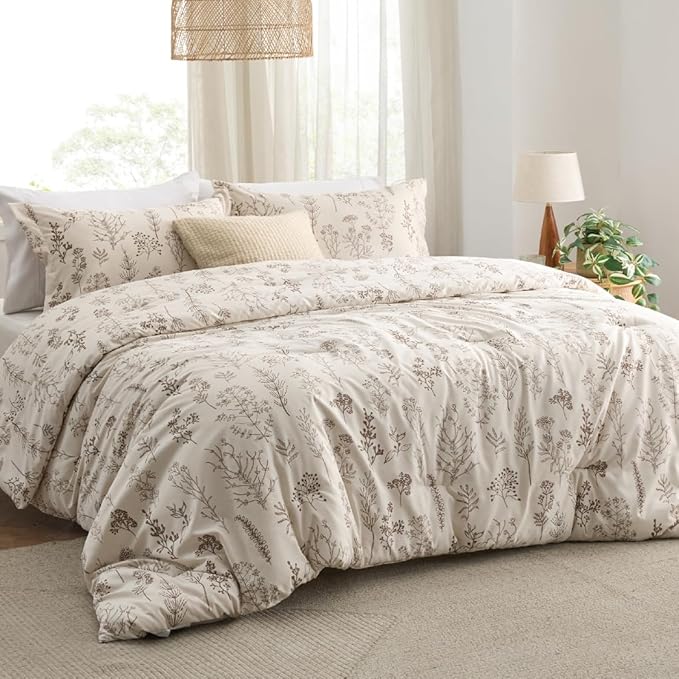 Bedsure Twin/Twin XL Comforter Set - Beige Bed Set, 2 Pieces Cute Floral Bedding, 1 Soft Botanical Flowers Comforter and 1 Pillow Shams