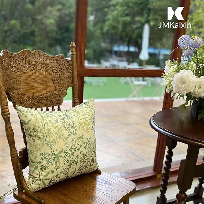 Outdoor/Indoor Throw Pillows, Pack of 2 Waterproof Decorative Throw Pillows with Inserts, 18”x18” Square Pillows for Bed, Couch, Sofa and Patio Furniture