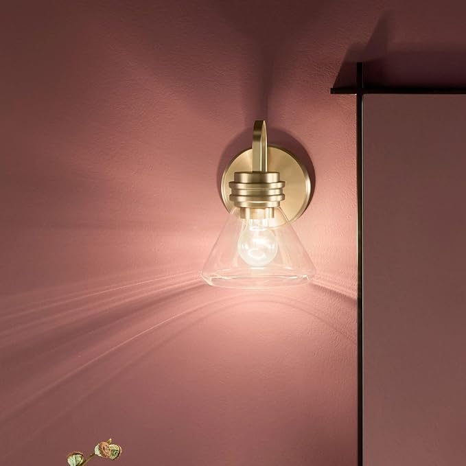 Kichler Farum 7.25" 1-Light Wall Sconce with Clear Glass in Champagne Bronze, for Fireplace, Kitchen, Bedroom, Hallway, or Vanity, (7.25" W x 9.5" H) 55153CPZCLR