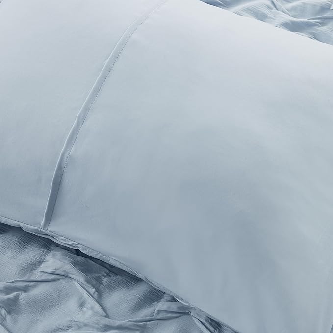 Comfort Spaces Comforter for King Size Bed, Ogee Ruched with Crinkle Texture, Breathable Comforter Set King, All Season Lightweight Bedding Set, Shams, Décor Pilow, King/Cal King Blue 4 Piece