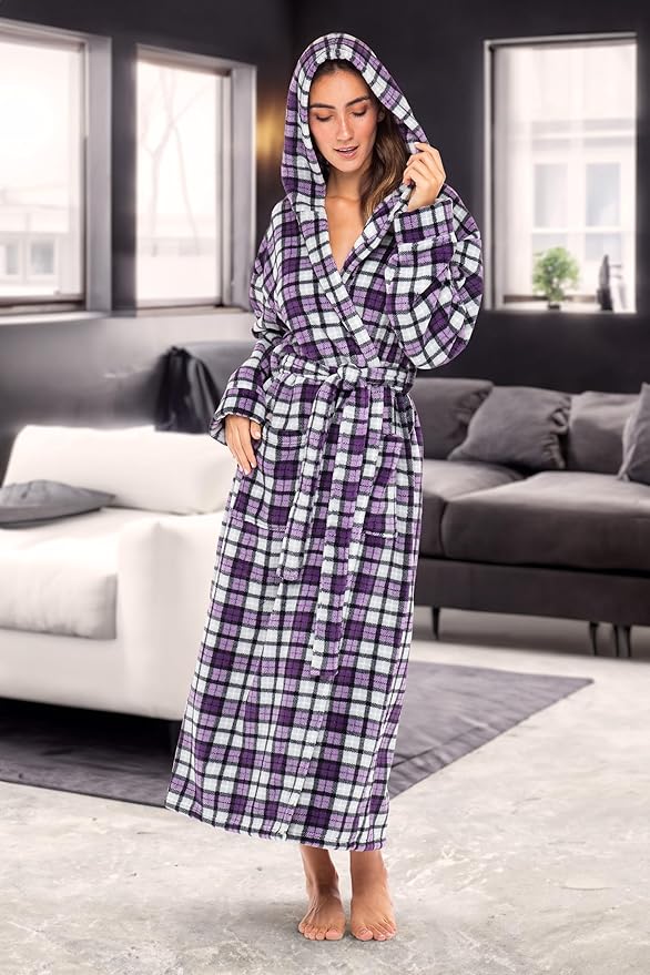Alexander Del Rossa Womens Robe, Long Plush Bathrobe with Hood, Hooded Robes for Women Plus Size Bath Robe