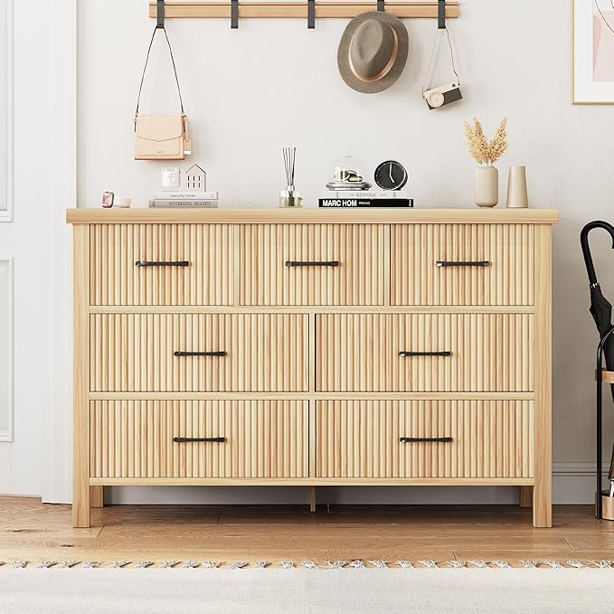 Fluted 7 Drawers Dresser for Bedroom, Modern Chest of Drawers with Metal Handle, Wood Dresser TV Stand, Wooden Closet Clothes Storage Organizer for Living Room, Hallway (Natural Oak)