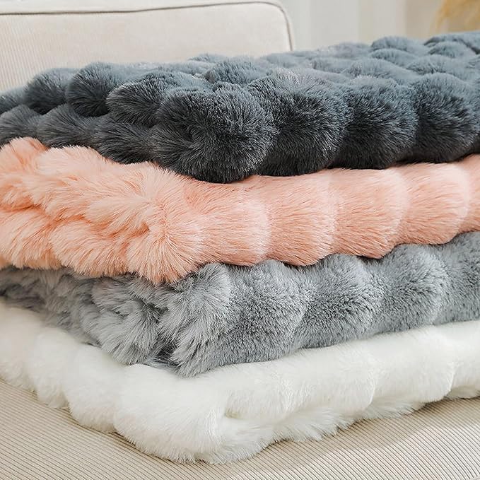 UKELER Plush Furry Throw Blanket Large Super Soft Fluffy Blankets Throws for Bed, Couch, Sofa, Office, Camping Plush Shaggy Faux Fur Blanket 60''x80'' Grey