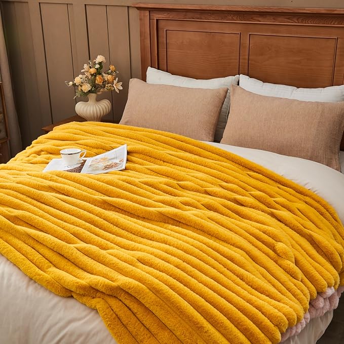 NEWCOSPLAY Faux Fur Twin Blanket Mustard Yellow 3D Ribbed Plush Thick Warm Blanket for Couch Sofa Bed 850GSM (Mustard Yellow Ribbed, Twin(60"x80"))
