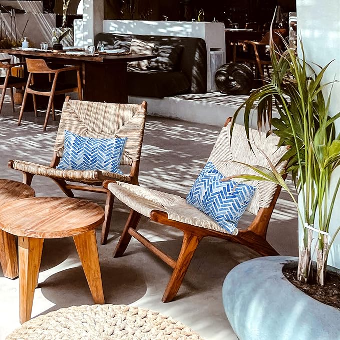 LVTXIII Set of 2 Patio Lumbar Pillows, 12”x20” Fade Resistant Outdoor Lumbar Pillow with Inners, Fluffy Decorative Garden Lumbar Cushions for Home Patio Coach Sofa Use, Blue Brick