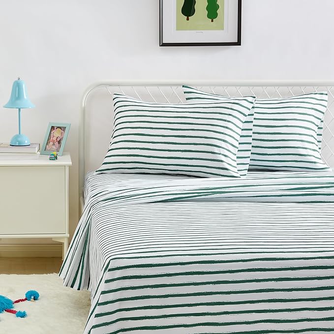 Amazon Basics Microfiber Kids' Sheet Set with Pillowcase, 4 Piece, Green Stripes, Queen