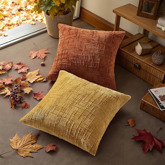 decorUhome Fall Rust Chenille Throw Pillow Covers 18x18 Set of 2 Thick Textured Slubby Couch Pillow Covers Farmhouse Accent Modern Neutral Decorative Pillow Cases for Bed Sofa Living Room