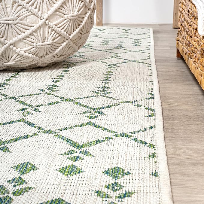 JONATHAN Y SMB108R-5R Ourika Moroccan Geometric Textured Weave Indoor Outdoor Area Rug, Bohemian Coastal Modern Easy Cleaning,Bedroom,Kitchen,Backyard,Patio,Non Shedding, Green/Ivory, 5' Round