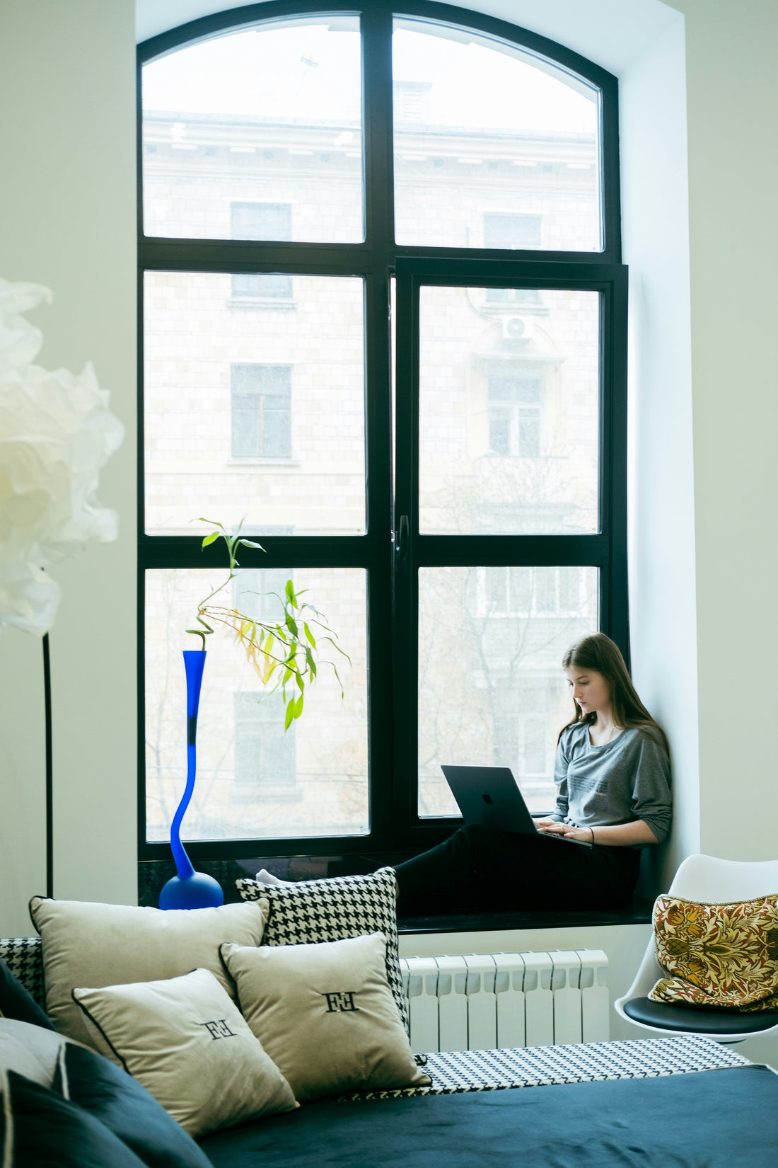 Why Subtle Home Decor Creates More Elegant Living Spaces