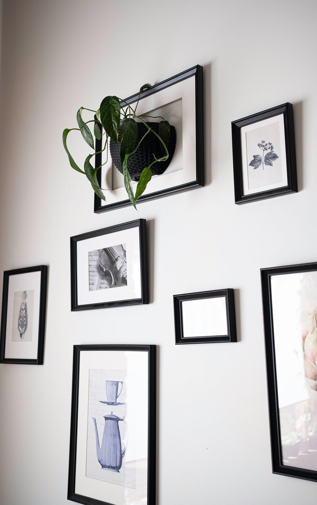 Creative Wall Decor Ideas to Transform Any Room
