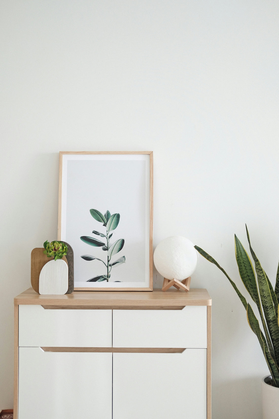 How Home Decor Shapes Mood and Atmosphere in Everyday Spaces
