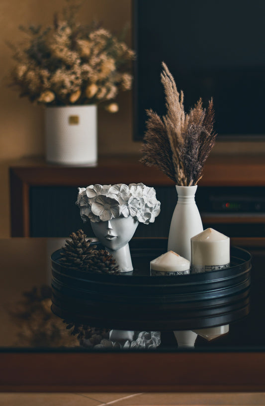Coffee Table Styling Ideas: The Centerpiece of Your Living Space | LITTLE CHAPTER