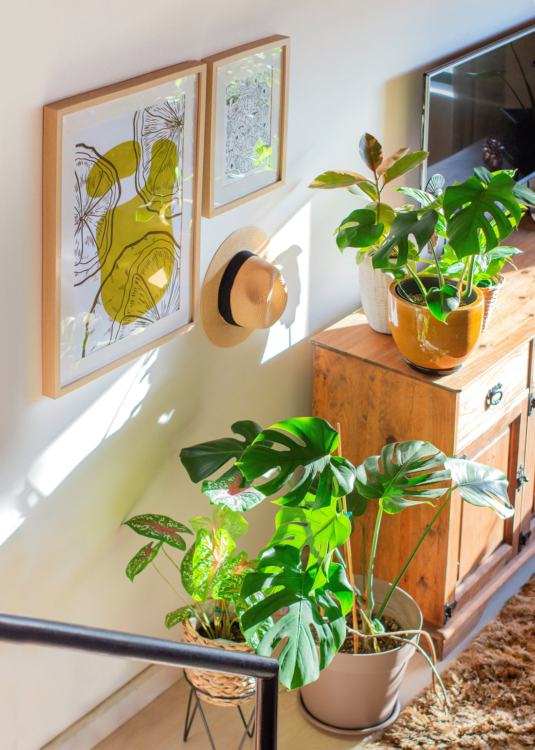 Small Space Decor Ideas: Make Your Home Feel Bigger and Better | LITTLE CHAPTER
