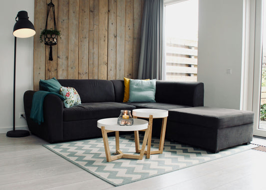How to Style a Small Living Room for Maximum Comfort and Space
