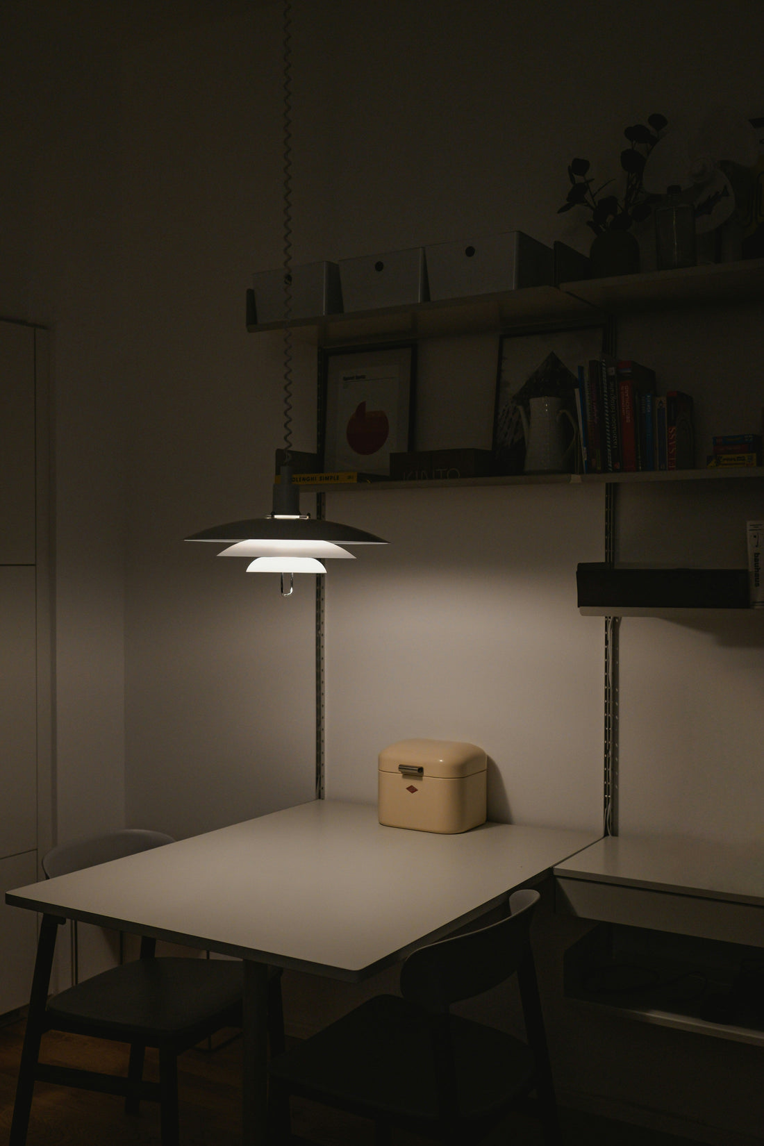 Maximizing Small Spaces with Multi-Functional Furniture
