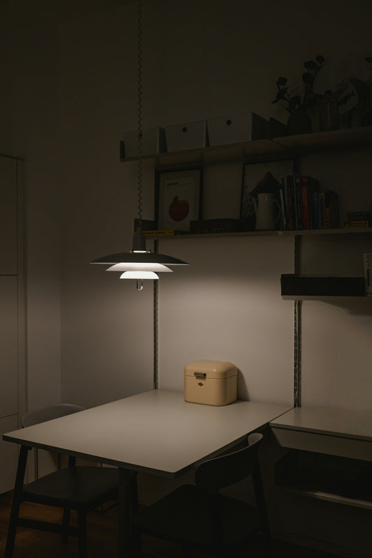 Maximizing Small Spaces with Multi-Functional Furniture