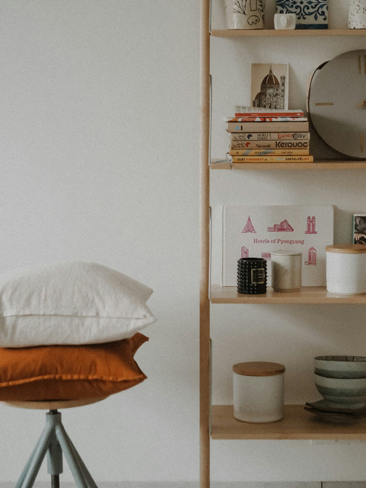 How Layered Decor Creates Depth and Character in Home Interiors