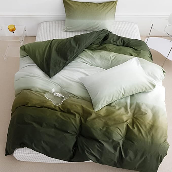 CLOTHKNOW Green White Queen Comforter Set Green Gradient Bedding Comforter Sets All Season Soft Comforter with 2 x Pillow Cases