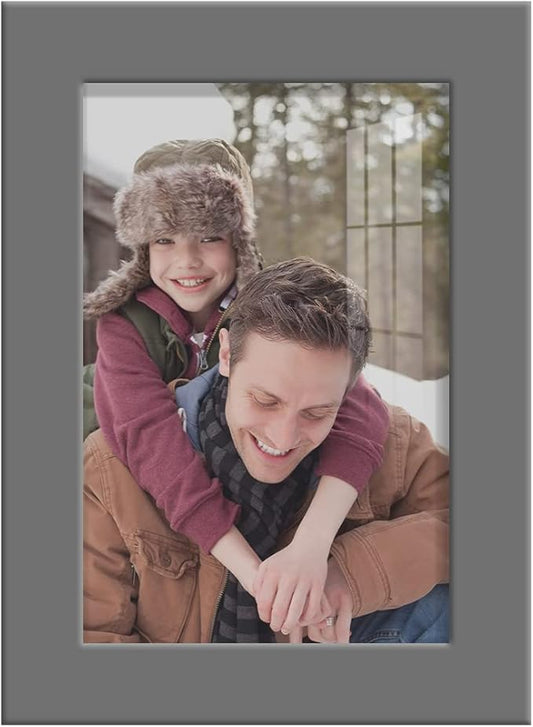 Renditions Gallery 4x6 inch Picture Frame High-end Modern Style, Made of Solid Wood and High Definition Glass Ready for Wall and Tabletop Photo Display, Gray Frame