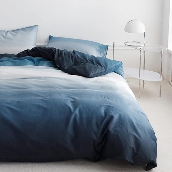 CLOTHKNOW Blue White Queen Comforter Set 3Pcs Blue Gradient Bedding Comforter Sets All Season Soft Ocean Blue Queen Comforter with 2 x Pillow Cases