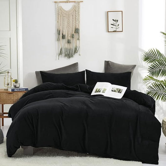 CLOTHKNOW Black Fluffy King Comforter Set Velvet Bedding Comforter Sets Soft Comforter Cozy Black Comforter with 2 x Pillow Cases