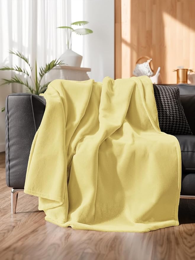 Ultra Soft Fleece Blanket Twin Size - Flannel Fleece Luxury Twin Blanket - Lightweight for Couch Bed Chair - Thick, Warm and Breathable - All Season Cozy Fuzzy, Anti-Static Microplush Bedding, Yellow