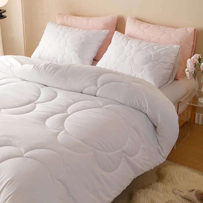 CLOTHKNOW White Twin/Twin XL Comforter Set Daisy Puff Pattern Bedding Comforter Sets Soft Boho Comforter White Comforters with 2 x Pillow Cases