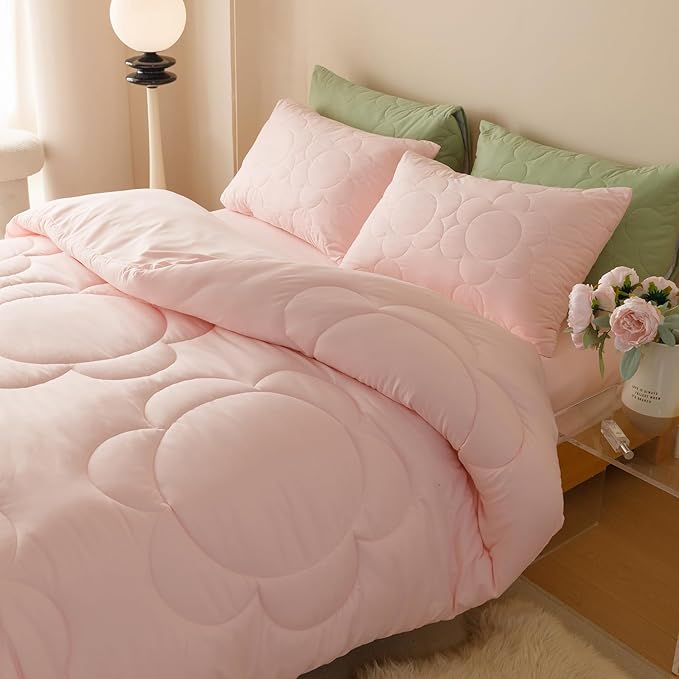 CLOTHKNOW Pink Queen Comforter Sets Daisy Puff Bedding Comforter Sets Soft Floral Queen Comforter Pink Comforter with 2 x Pillow Cases