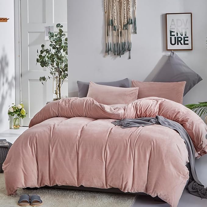 CLOTHKNOW Pink Full Size Comforter Sets Fluffy Velvet Bedding Comforter Sets Soft Blush Comforter Pink Comforter with 2 x Pillow Cases