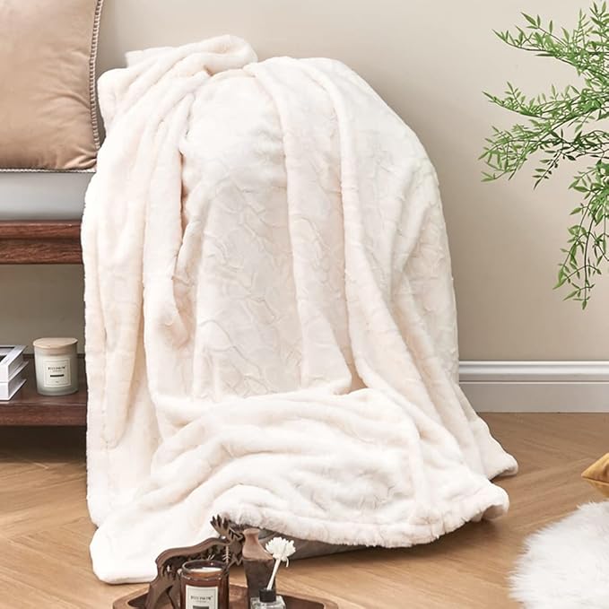 Krifey Faux Fur Throw Blanket, Super Soft Cozy Blanket, Luxury Fluffy Blanket Warm Bed Throw, Plush for Women, Ivory 50" x 60"