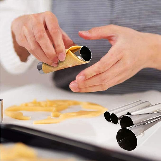 21 Pcs Cannoli Tubes Kits, Stainless Steel Cannoli Tubes Molds, 4.7 Inch Cannoli Forms Non-stick Cream Horn Molds for Danish Pastry Lady Lock Form, Cream Roll, Croissant