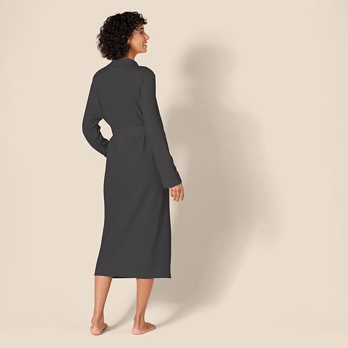 Amazon Essentials Women's Lightweight Waffle Full-Length Robe (Available in Plus Size)