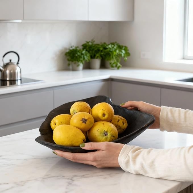 Solid Wood Fruit Bowl - Natural Vintage Grain - Single-Handle Design - Naturally Formed - Each Bowl Features a Unique Shape