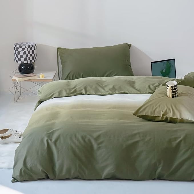 CLOTHKNOW Green White Queen Comforter Set Green Gradient Bedding Comforter Sets All Season Soft Comforter with 2 x Pillow Cases