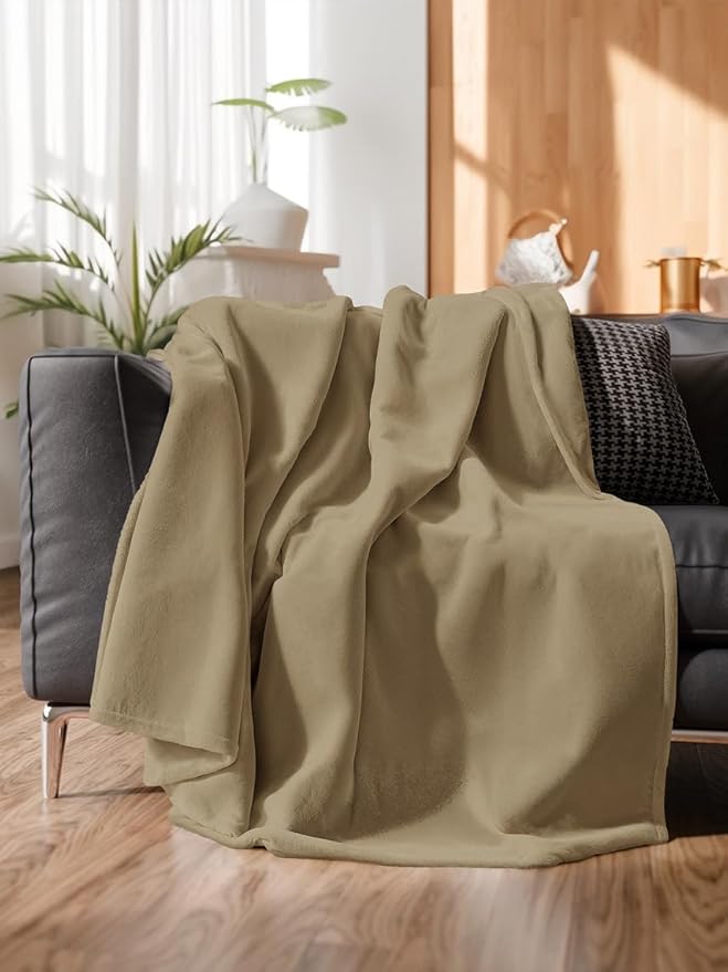 Ultra Soft Fleece Blanket Twin Size - Flannel Fleece Luxury Twin Blanket - Lightweight for Couch Bed Chair - Thick, Warm and Breathable - All Season Cozy Fuzzy, Anti-Static Microplush Bedding, Camel