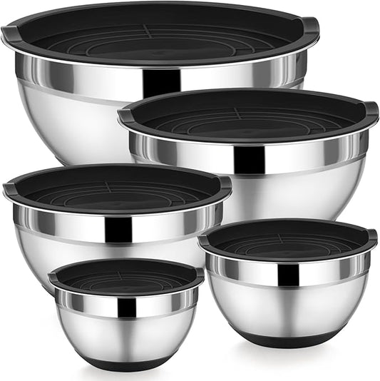 P&P CHEF Mixing Bowls with Lids Set of 5, Stainless Steel Nesting Salad Bowl with Lid & Base for Non-slip Mixing Prepping Storing Serving, 5 Sizes-7/3.5/2.5/1.5/1 QT, Black