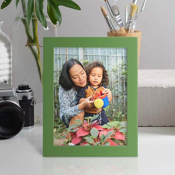 Renditions Gallery 6x8 inch Picture Frame High-end Modern Style, Made of Solid Wood and High Definition Glass Ready for Wall and Tabletop Photo Display, Green Frame