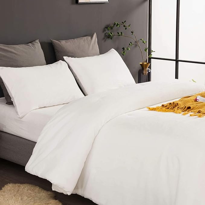 Cottonight White Velvet Comforter Set Queen Plush Fluffy Bedding Comforter Set Full Warm Cozy Super Soft Heavyweight Flannel Comforter Set with 2 Pillowcases Soft Comfy