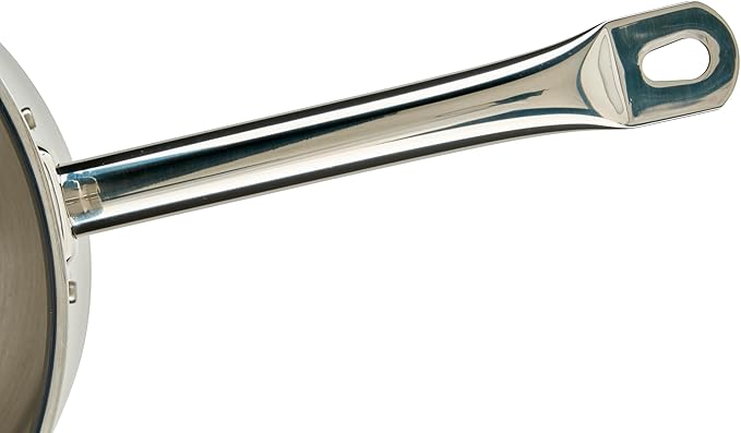 Winware Stainless Steel 7 Quart Sauce Pan with Cover