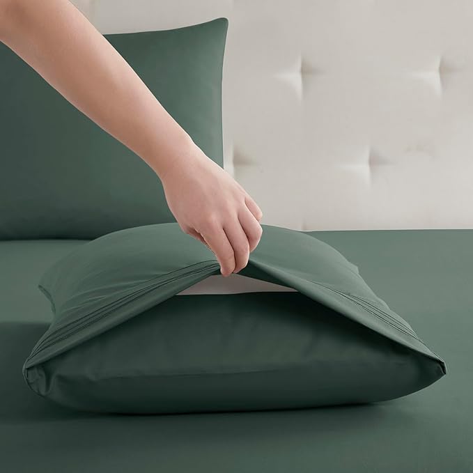 Clara Clark Bed Sheets, Premier 1800 Series Bed Sheet Set, Deep Pocket, Wrinkle, Fade, Stain Resistant, Luxury Soft Bedding Sheets & Pillowcases, Twin, Forest Green