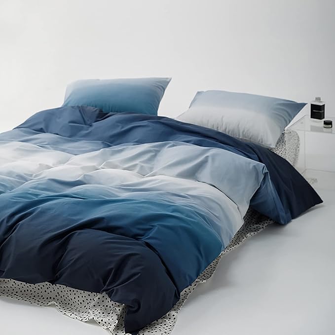 Luxlovery Gradient Blue Twin Bedding Set - 3 Piece Set, 90 x 68 Inch Comforter, 20 x 26 Inch Pillowcases