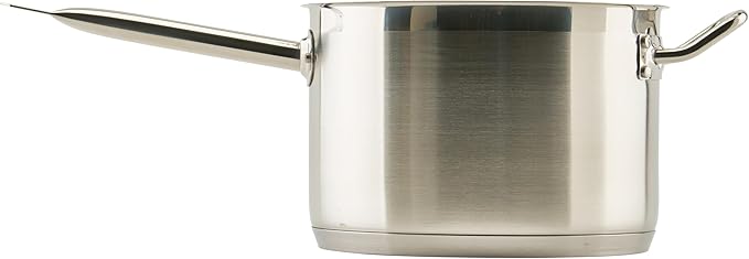 Winware Stainless Steel 7 Quart Sauce Pan with Cover