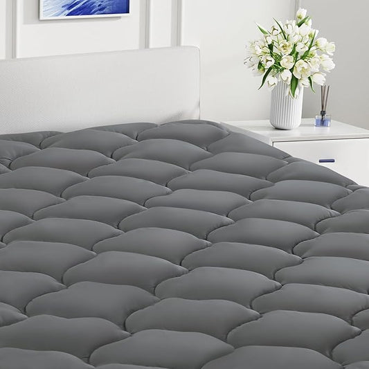 LEISURE TOWN Queen Mattress Pad Fitted Quilted Cotton Mattress Cover Cooling Soft Pillow Top Mattress Topper with Down Alternative Filling Mattress Protector with 8-21 Deep Pocket (60x80 Inche Grey)