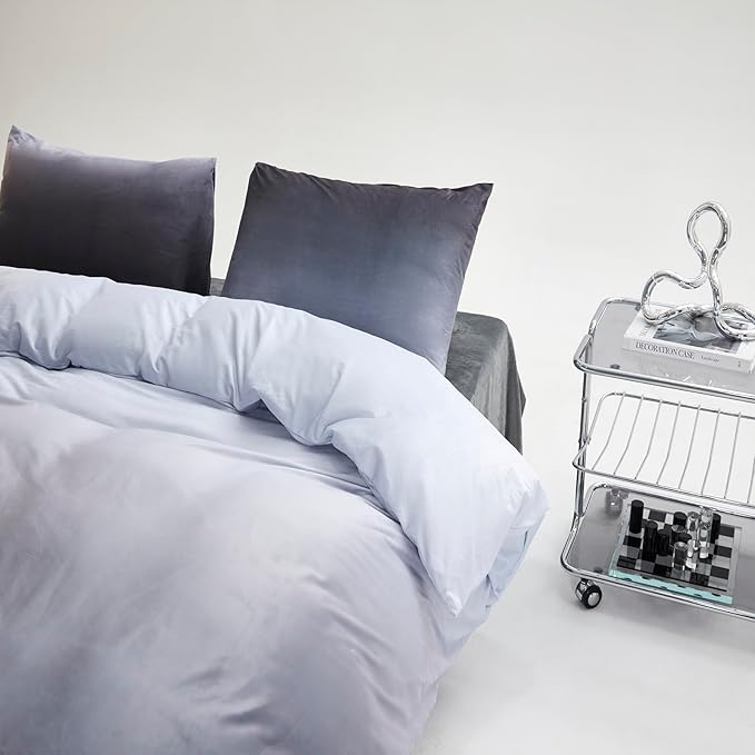 CLOTHKNOW Grey White King Size Comforter Set Fluffy Velvet Bedding Comforter Sets Soft Gray Comforter and 2 x Pillow Cases