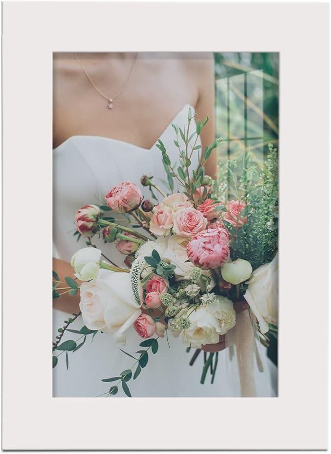 Renditions Gallery 5x7 inch Picture Frame High-end Modern Style, Made of Solid Wood and High Definition Glass Ready for Wall and Tabletop Photo Display, White Frame