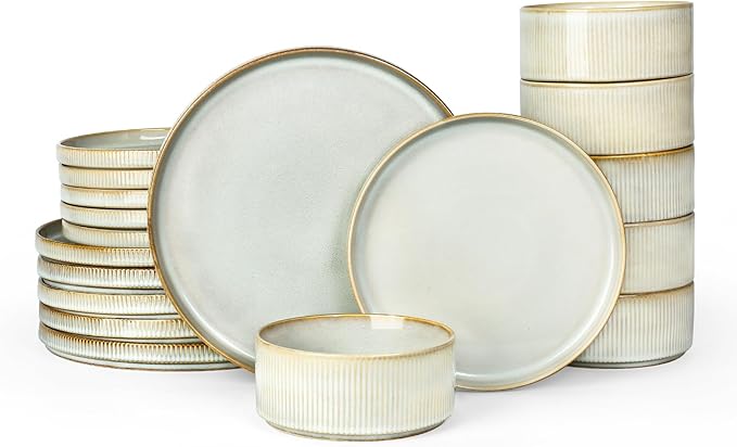 Famiware Star Plates and Bowls Sets, Modern Stoneware Dinnerware Sets for 6, 18-Piece Kitchen Dish Set - Chip and Scratch Resistant, Microwave and Dishwasher Safe Tableware, Cappuccino White