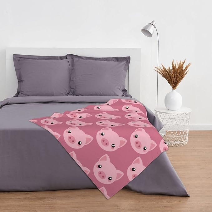 Cute Throw Blanket, Cute Cartoon Pig Blanket Lightweight Travel Blanket Soft Warm Blankets for Bedroom Living Rooms Sofa Beds Office 80x60 Inch